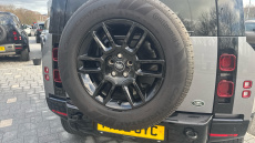 Land Rover Defender 3.0 D250 X-Dynamic SE 110 5dr Auto Diesel Estate